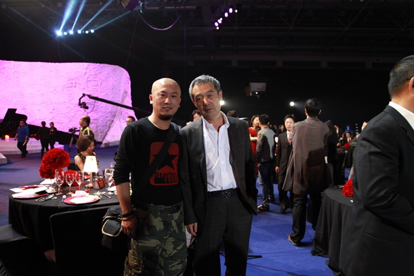 凤巢影视导演与田壮壮参加中国电影导演协会年会